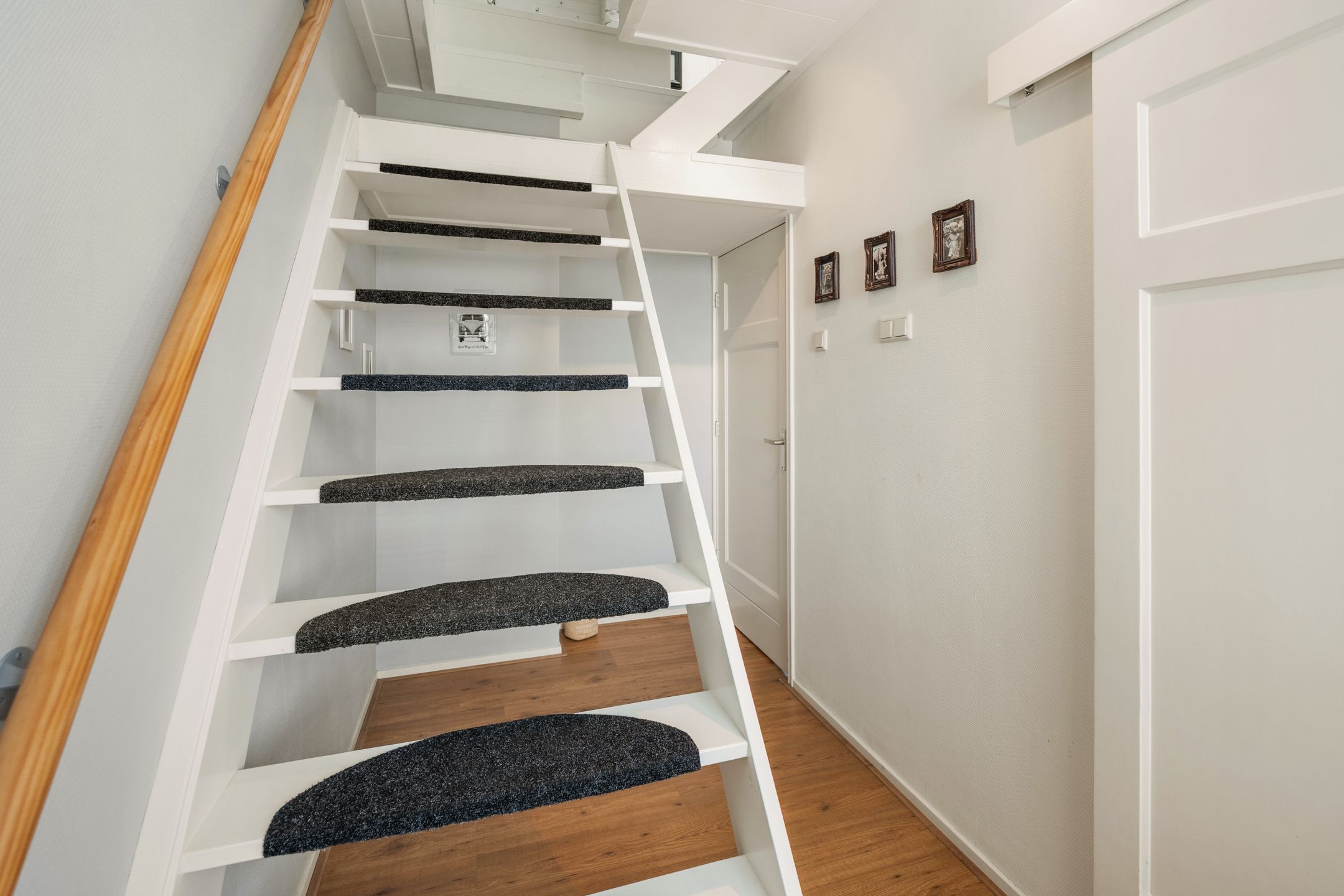 Foto 18 van Van Linschotenlaan 12