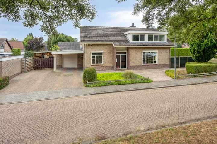 Foto 2 van Burgemeester van Lyndenpark 3