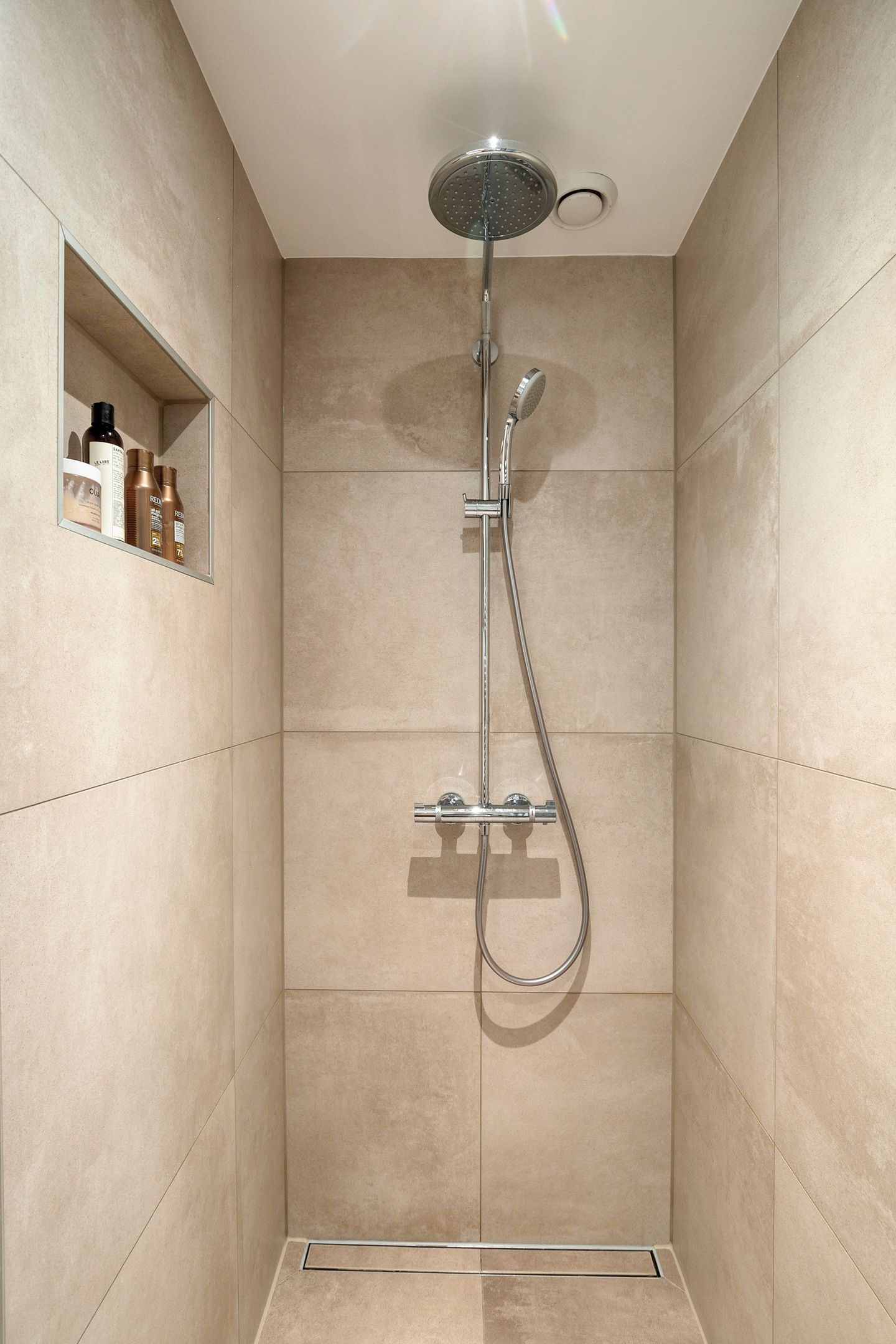 Foto 18 van Johannes Vermeerstraat 115