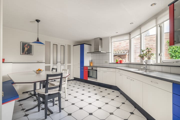 Photo 12 of Kennemerstraatweg 271