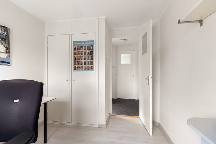 Photo 23 of Kennemerstraatweg 271