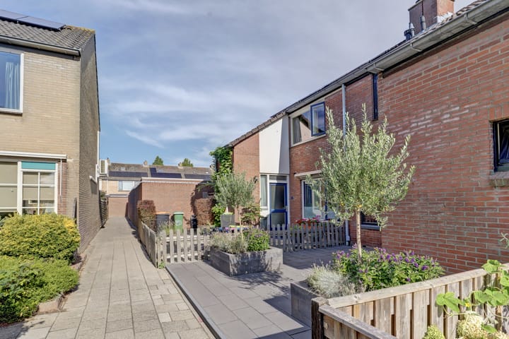 Foto 27 van Margrietstraat 33