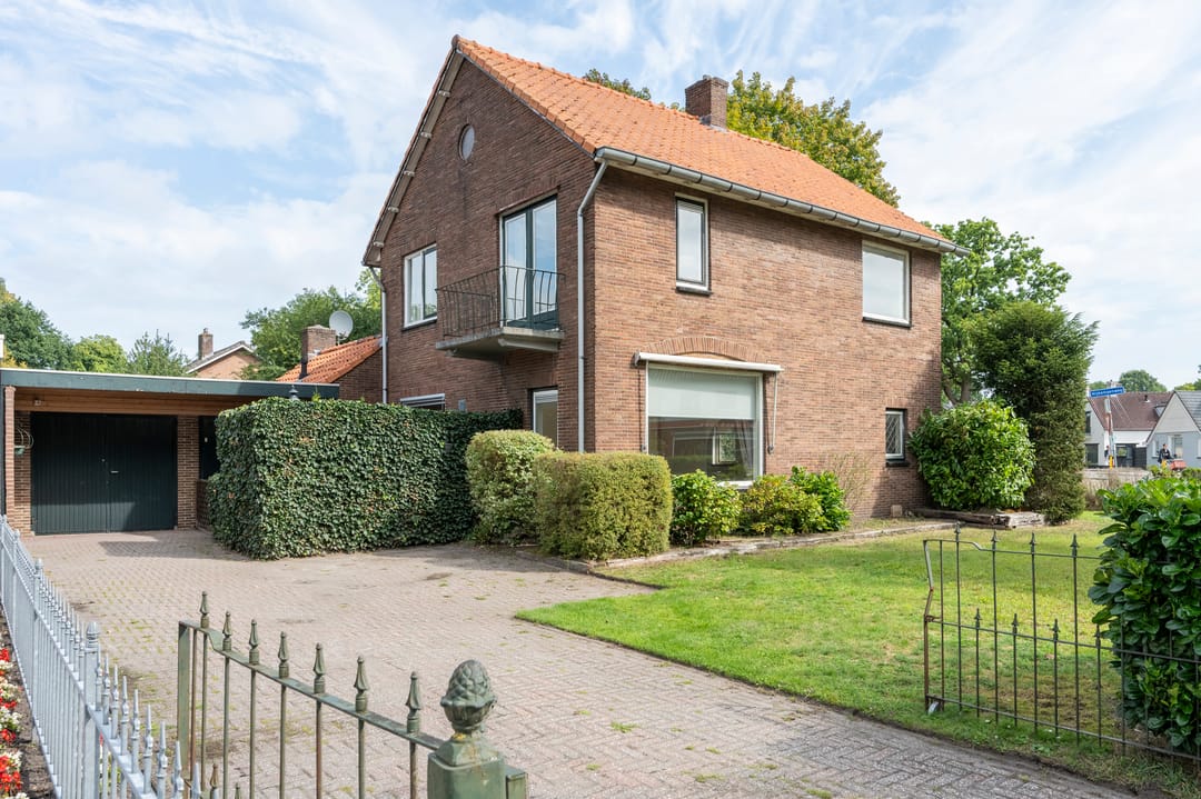 Foto 1 van Nijkampenweg 1