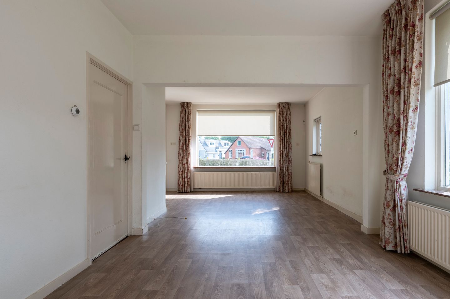 Foto 4 van Nijkampenweg 1