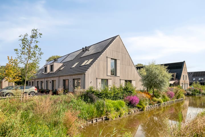 Photo 1 of Laan van Zwethof 27