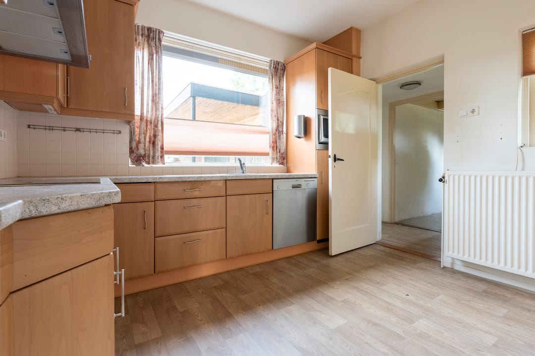 Foto 8 van Nijkampenweg 1