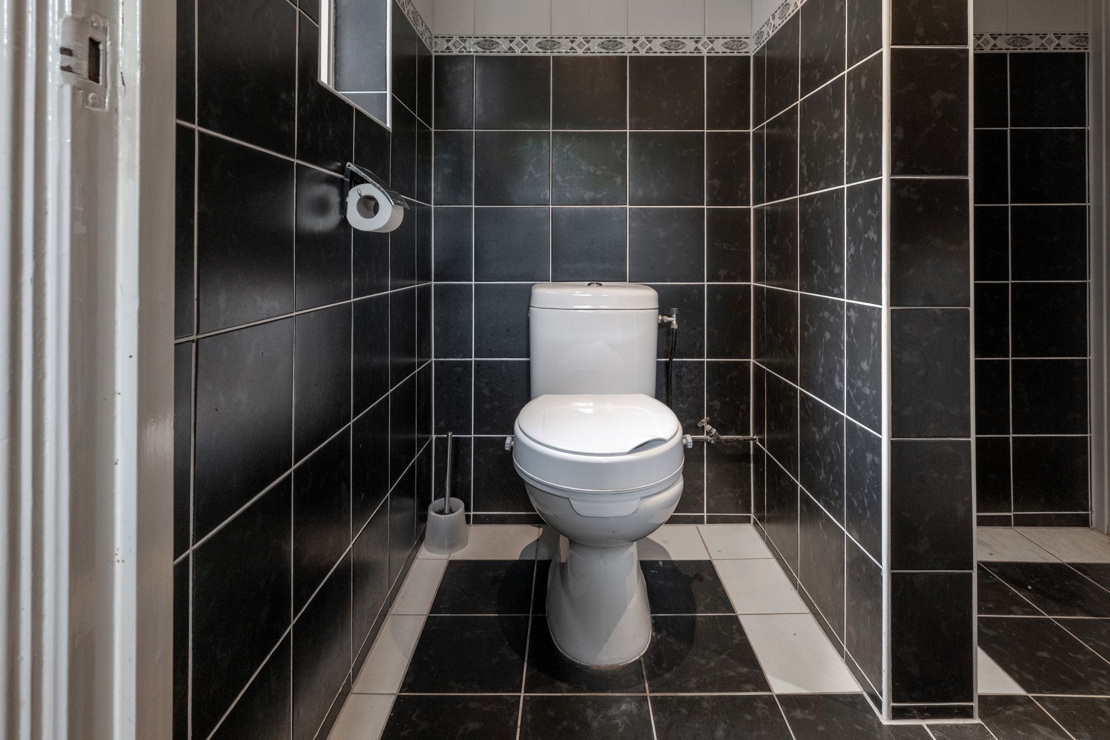 Foto 12 van Nijkampenweg 1