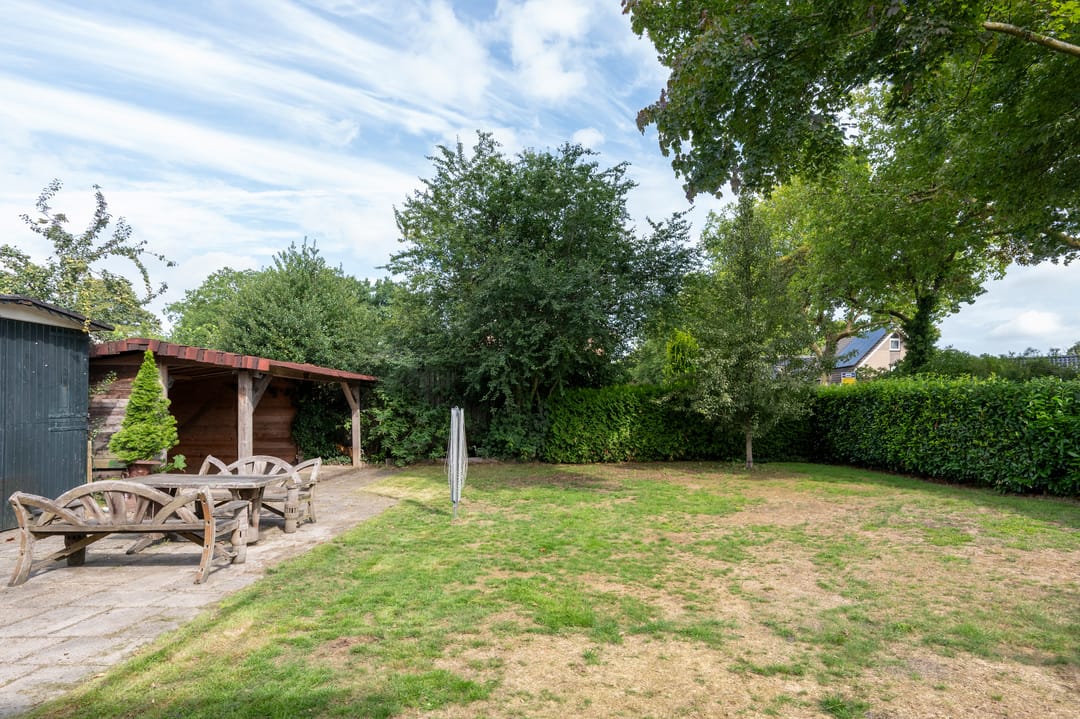 Foto 22 van Nijkampenweg 1