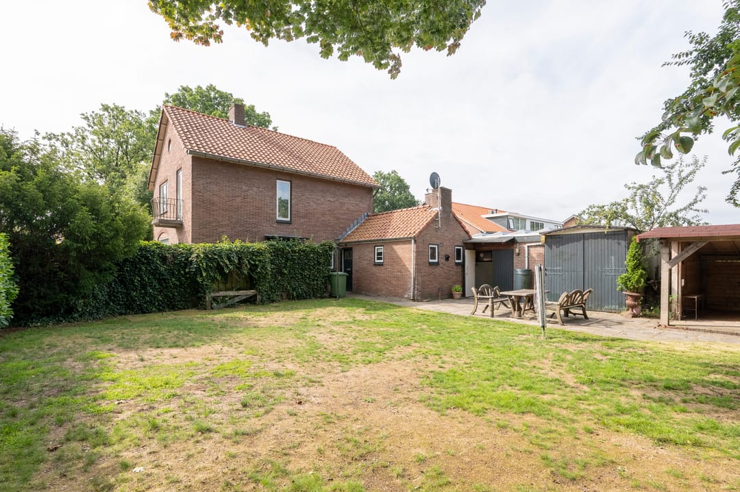 Foto 23 van Nijkampenweg 1