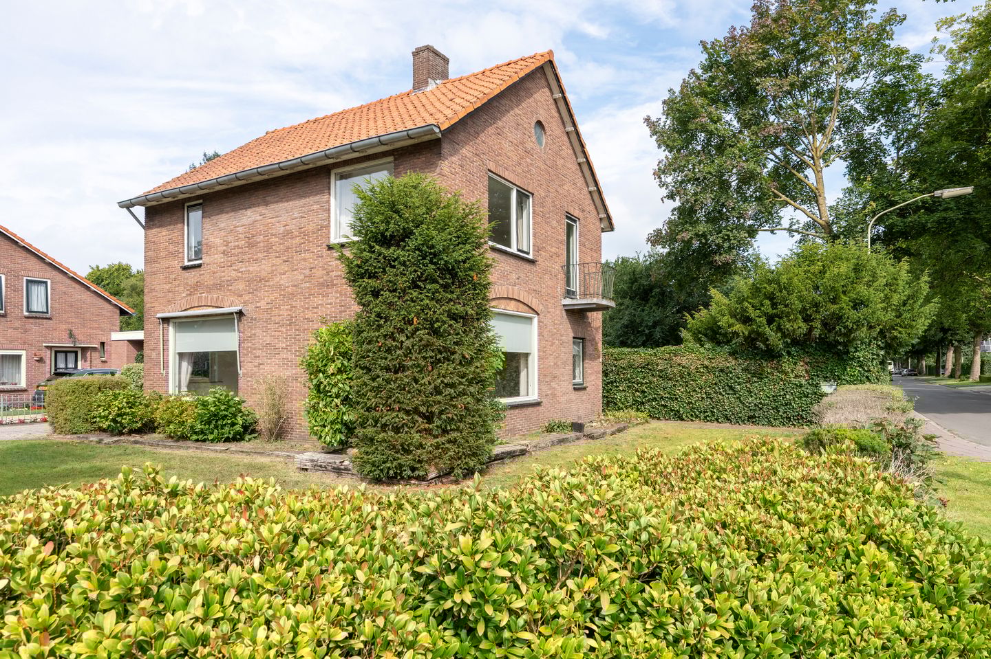 Foto 25 van Nijkampenweg 1