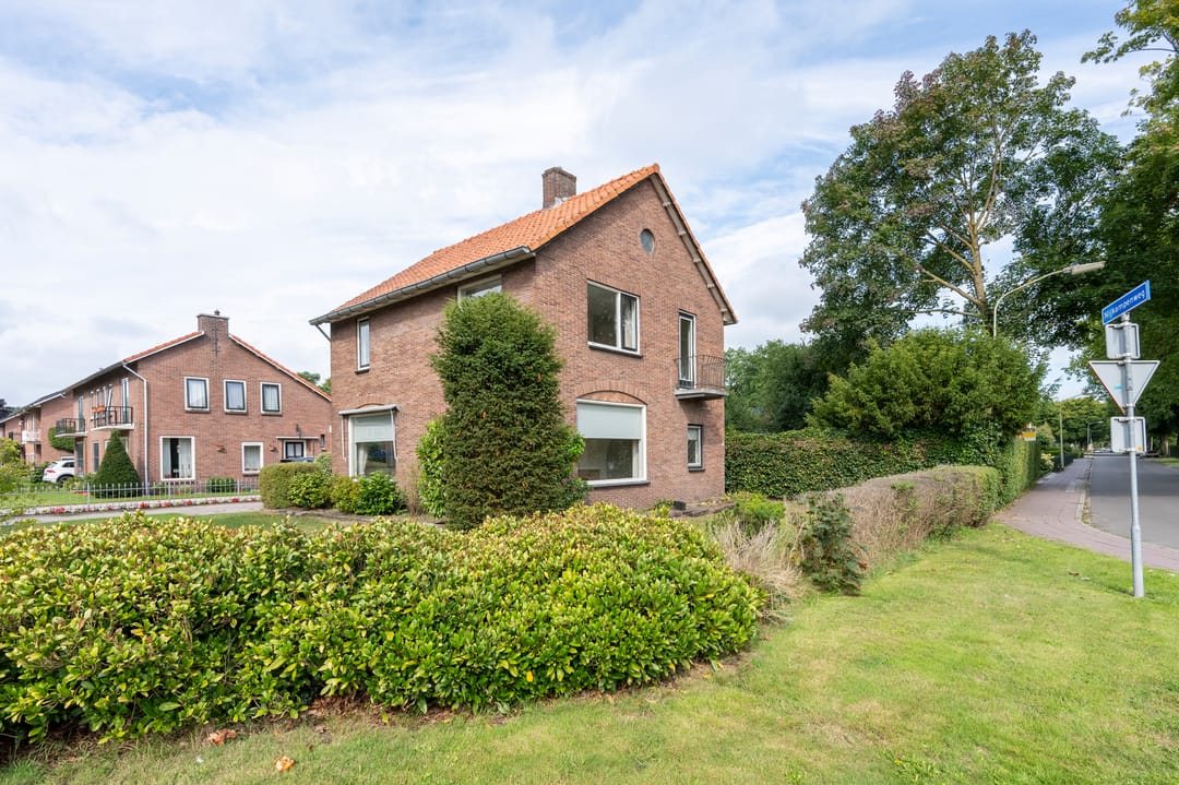 Foto 26 van Nijkampenweg 1