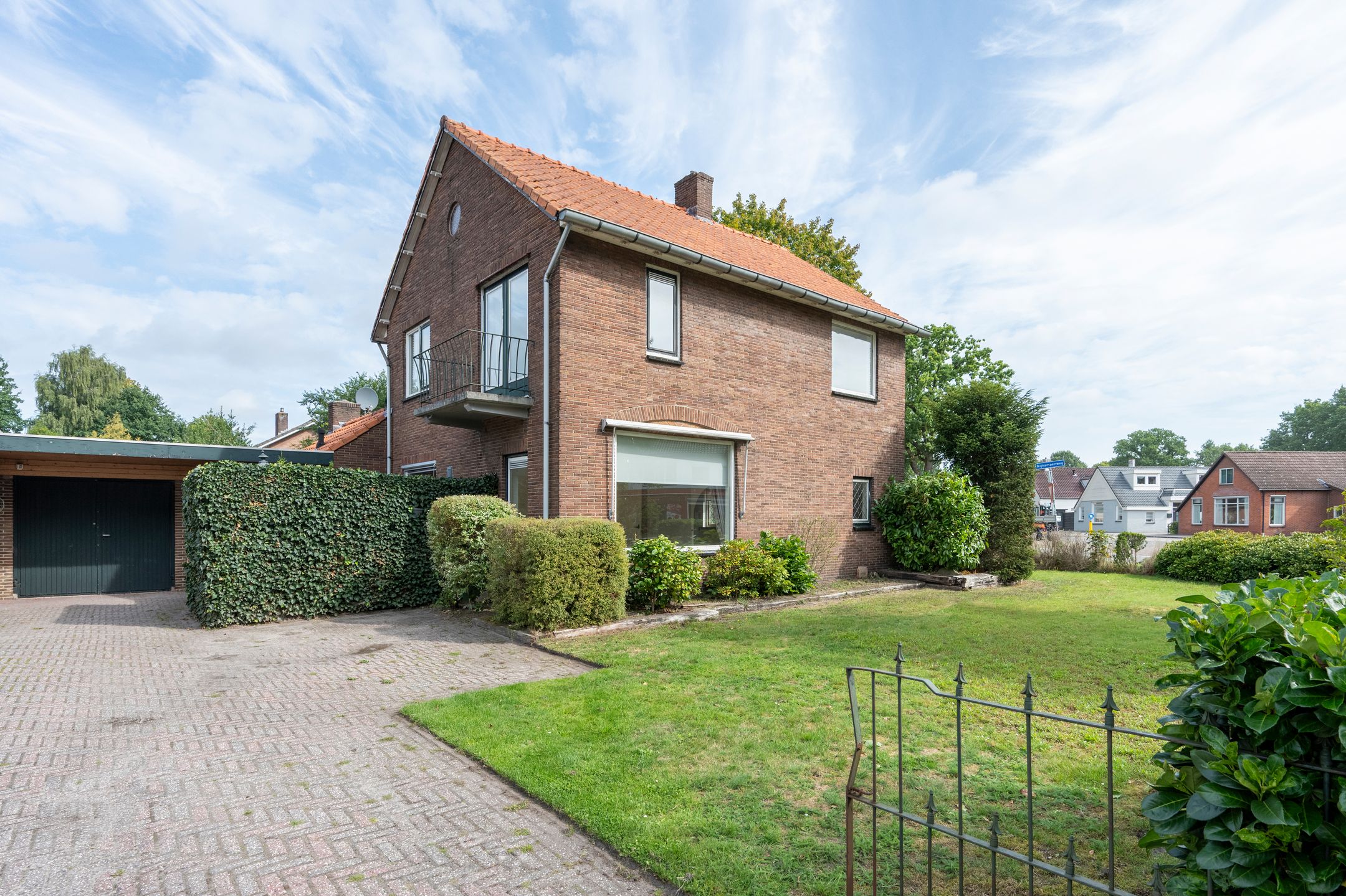 Foto 27 van Nijkampenweg 1