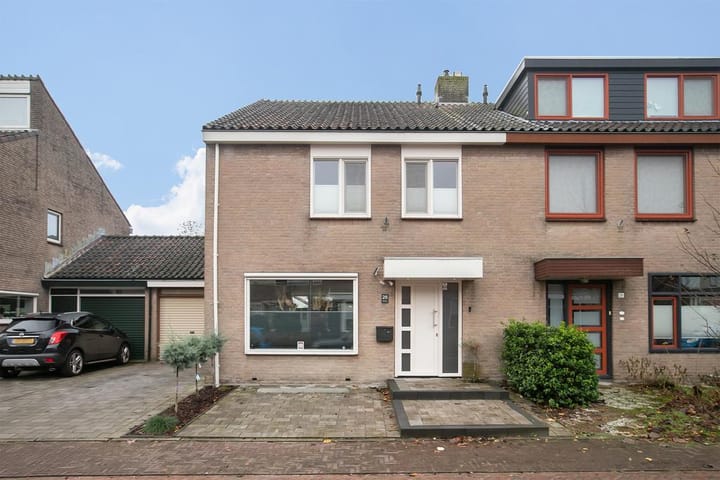 Photo 1 of Anthon van der Horstlaan 28