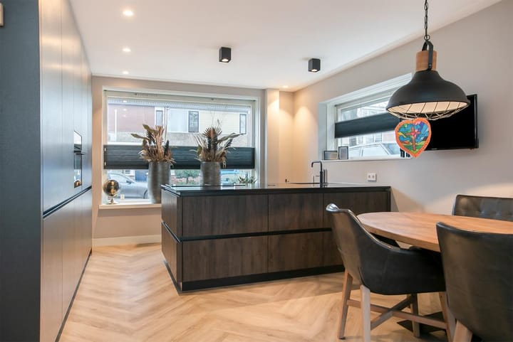 Photo 11 of Anthon van der Horstlaan 28