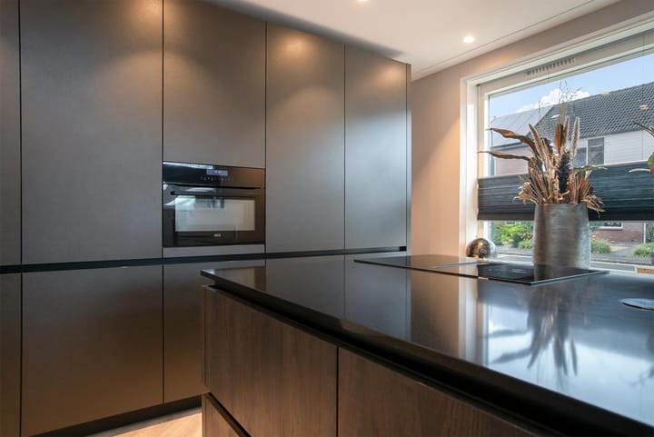 Photo 12 of Anthon van der Horstlaan 28