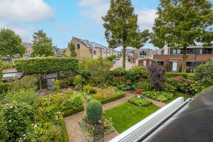 Foto 44 van Van der Does de Willeboisstraat 25