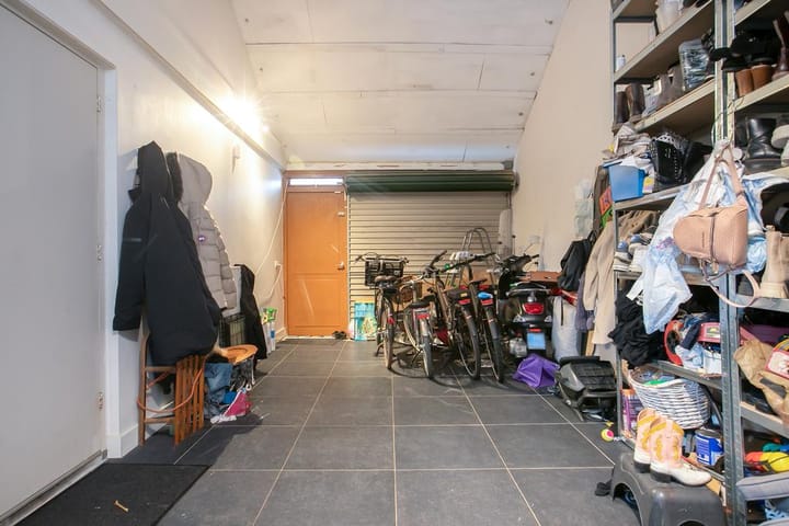 Photo 32 of Anthon van der Horstlaan 28