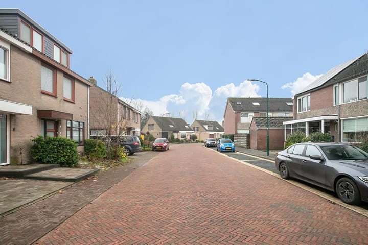 Photo 35 of Anthon van der Horstlaan 28