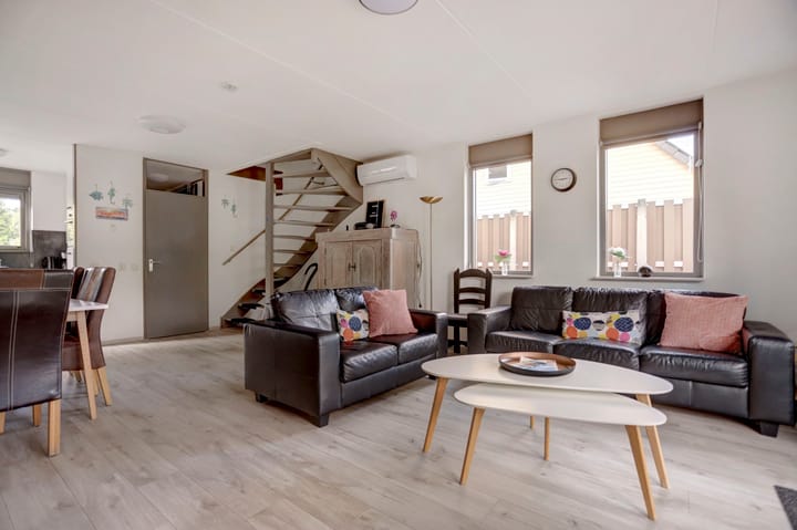 Photo 4 of Binnendijk 2-049