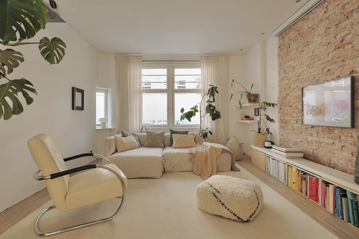 Photo 10 of Filips van Almondestraat 11-H