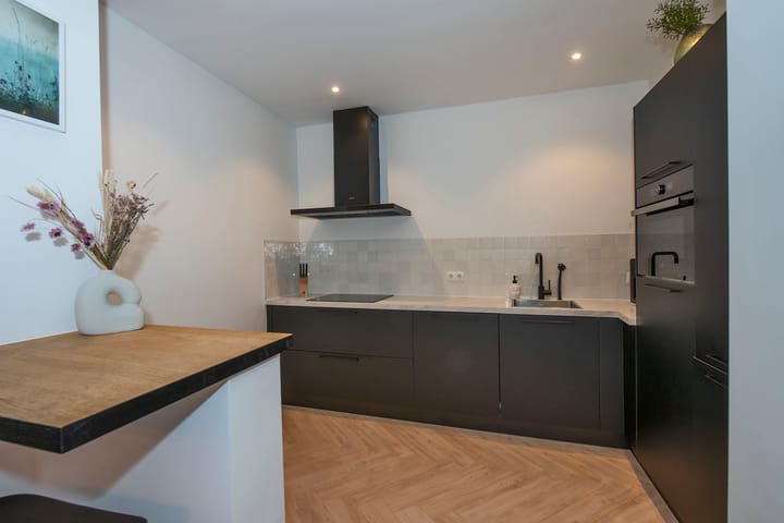 Foto 10 van Grotestraat 13-A