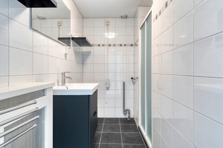 Photo 16 of Prins Bernhardstraat 58