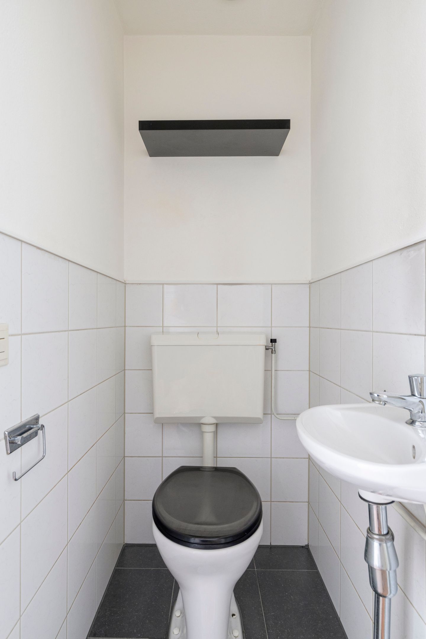 Photo 20 of Prins Bernhardstraat 58