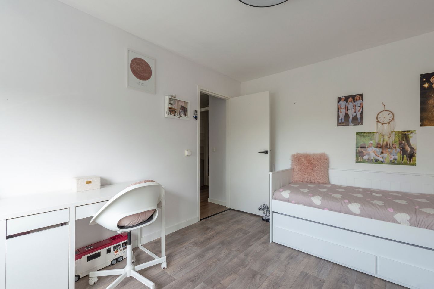 Foto 25 van Raadhuislaan 57