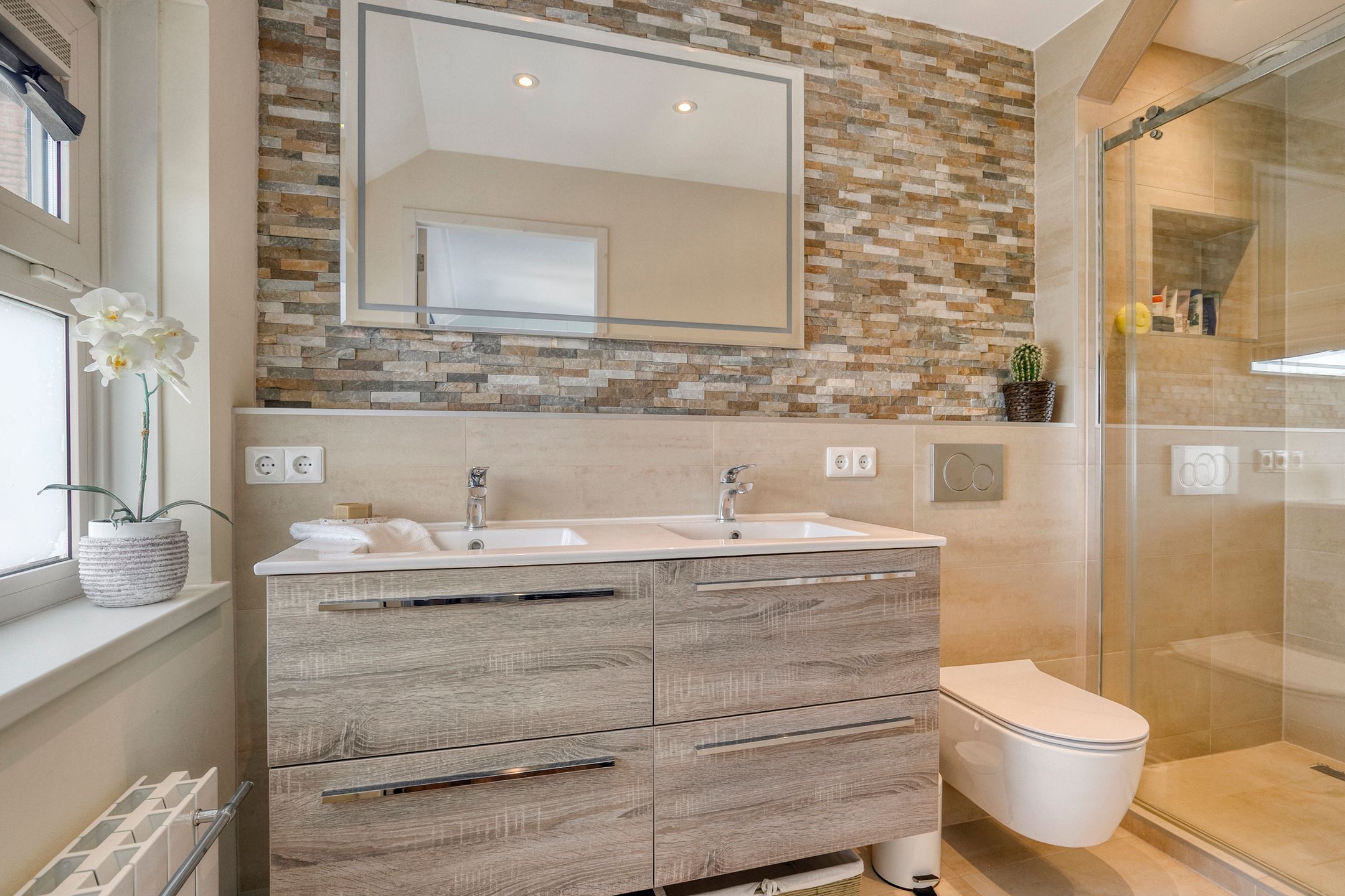 Foto 30 van Inkarnaatklaver 21