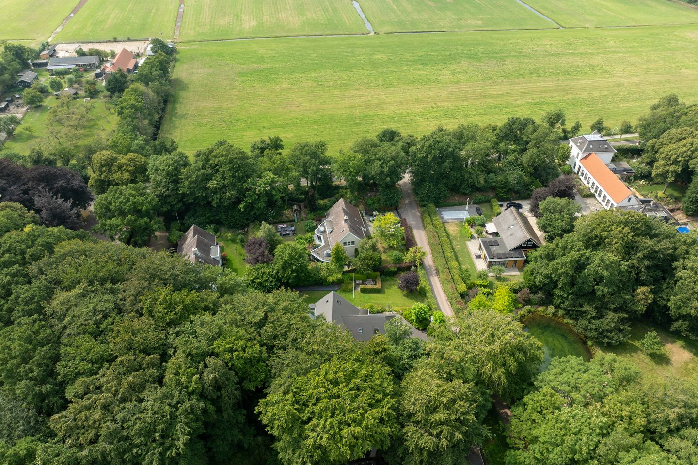 Foto 70 van Vogelenzangseweg 69