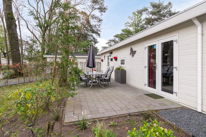 Photo 20 of Vijverlaan 1-P01