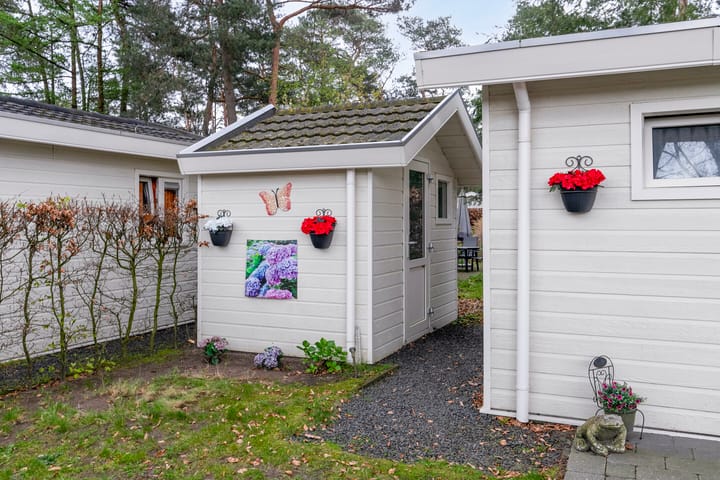 Photo 23 of Vijverlaan 1-P01