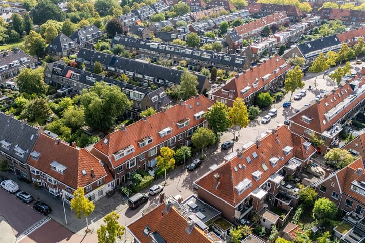 Foto 5 van Van 't Hoffstraat 8-A