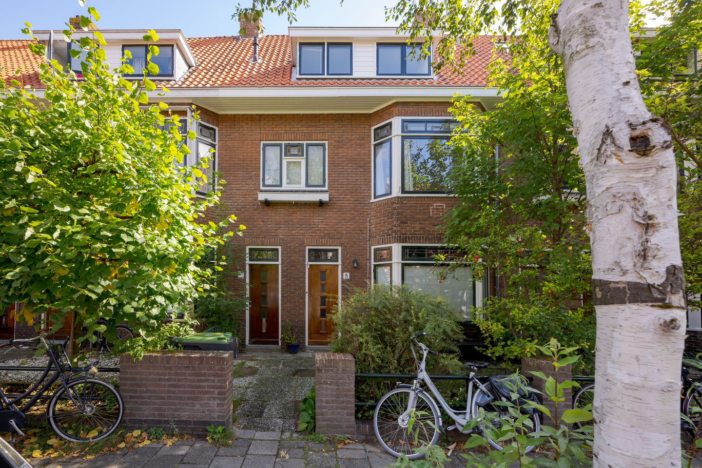 Foto 10 van Van 't Hoffstraat 8-A