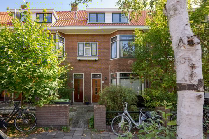 Foto 10 van Van 't Hoffstraat 8-A