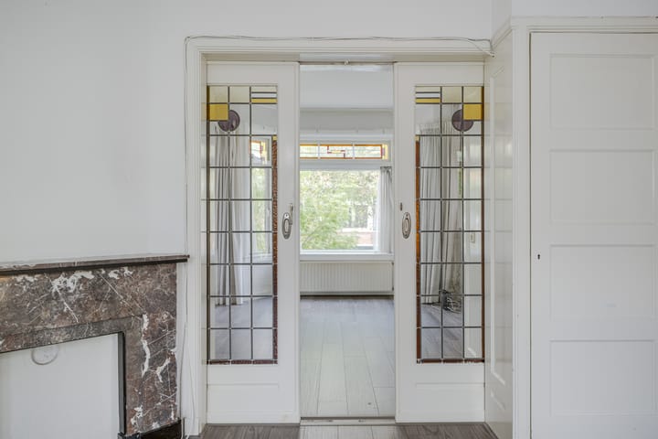 Foto 15 van Van 't Hoffstraat 8-A