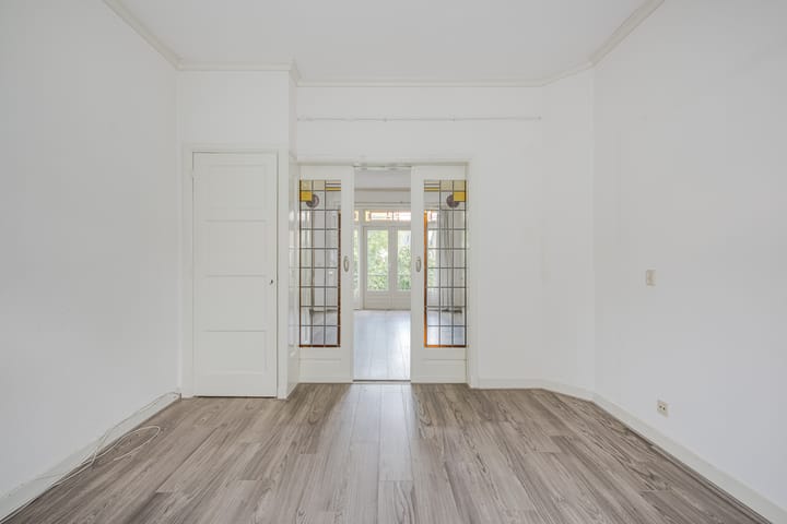 Foto 17 van Van 't Hoffstraat 8-A