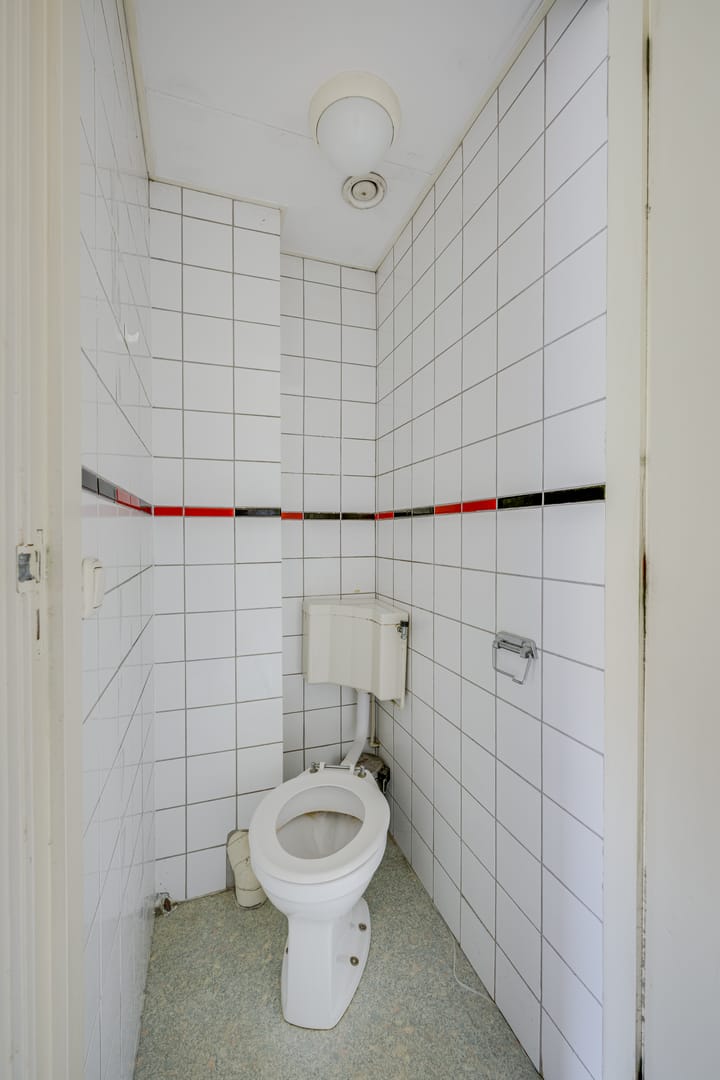 Foto 37 van Van 't Hoffstraat 8-A