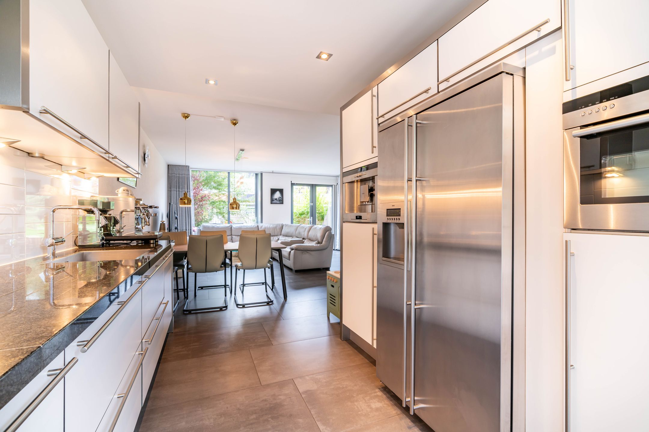 Photo 15 of Friendshipring 128