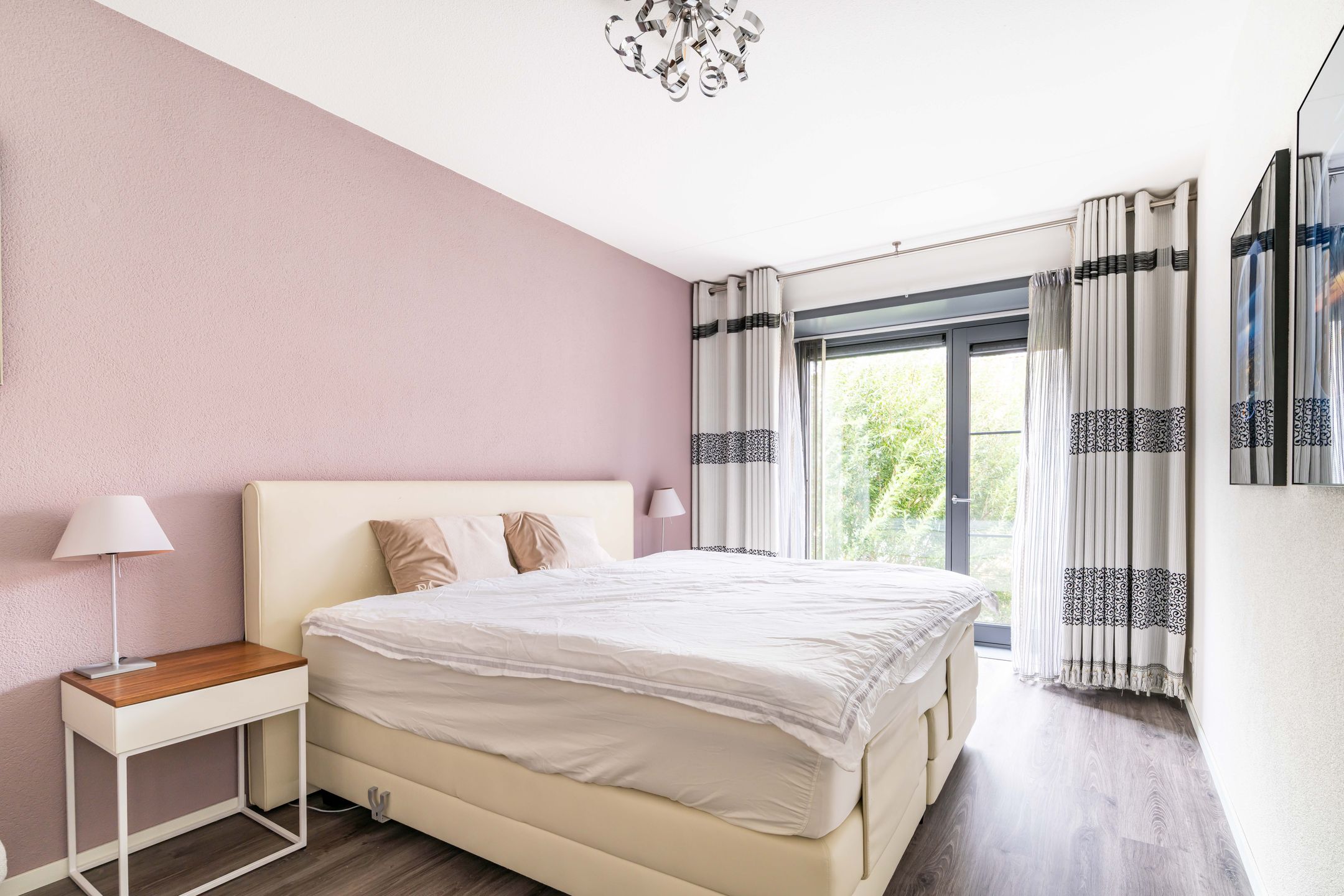 Photo 18 of Friendshipring 128