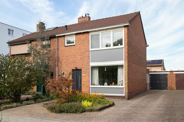 Directeur van der Mühlenlaan 41