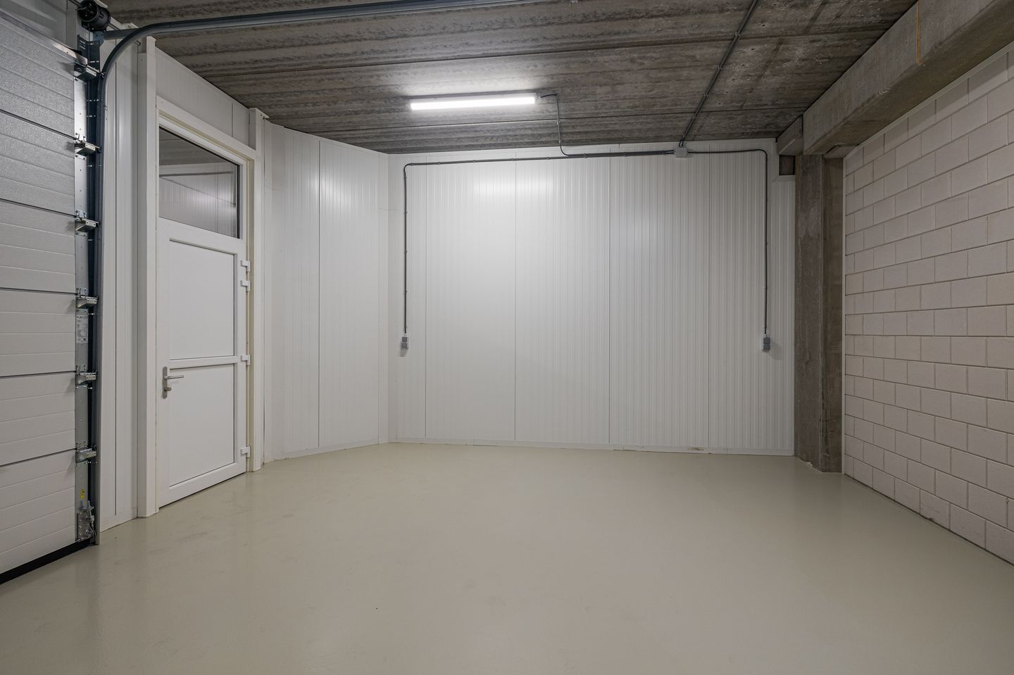 Bekijk foto 2 van Industrieweg 71-39