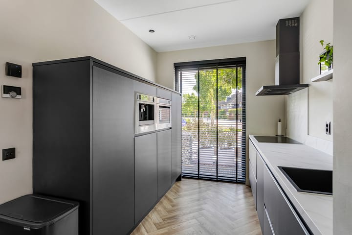 Foto 7 van Pinksterbloemlaan 1