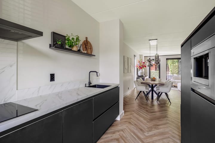 Foto 8 van Pinksterbloemlaan 1