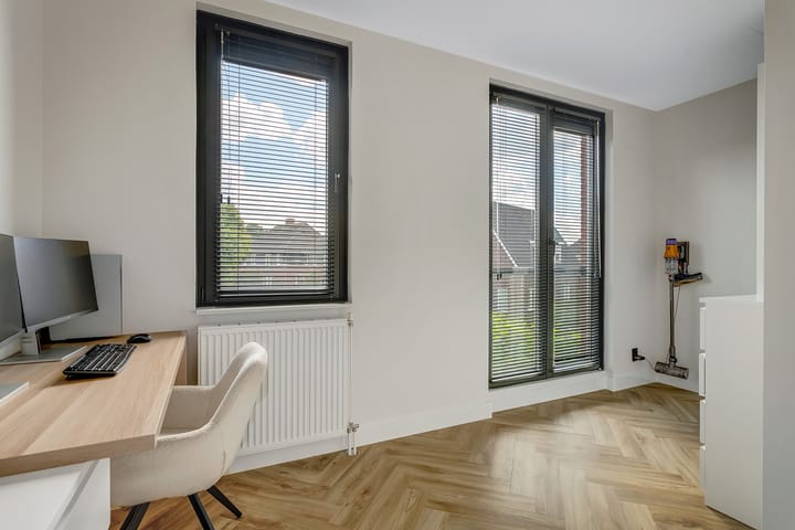 Foto 23 van Pinksterbloemlaan 1