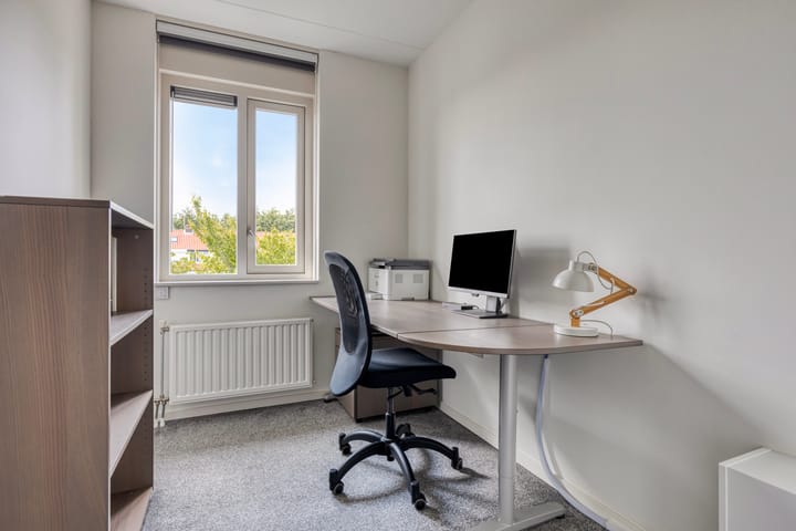 Foto 23 van Piet van Damlaan 24