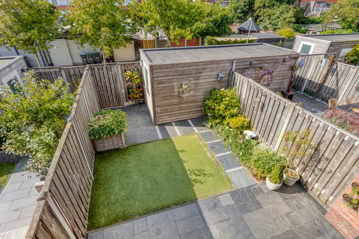 Foto 30 van Piet van Damlaan 24