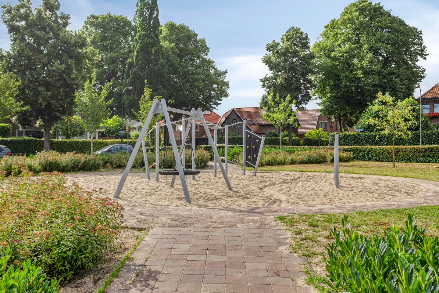 Photo 35 of Kostverlorenweg 7