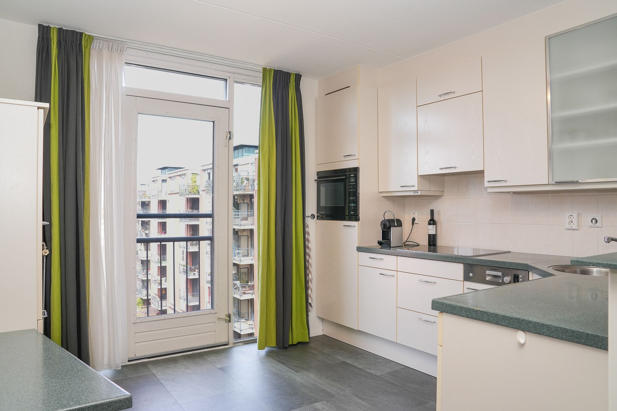 Foto 12 van Leonardo da Vinciplein 34