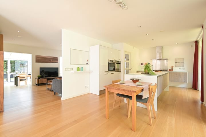 Foto 8 van John F. Kennedylaan 241